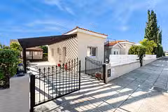 Villa Summerside Entrance