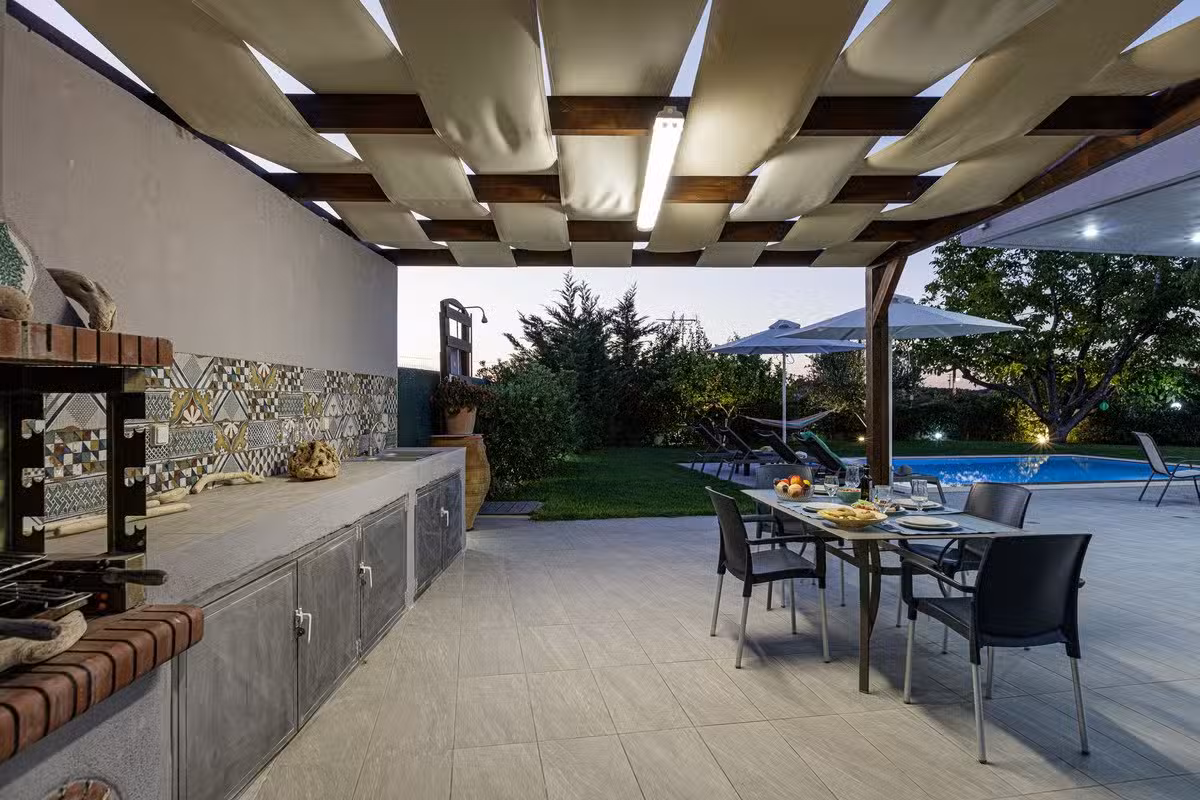 Villa Arhontia