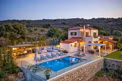 Villa Eagles