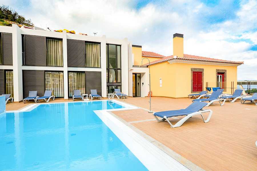 Solar do Bom Jesus, Portugal