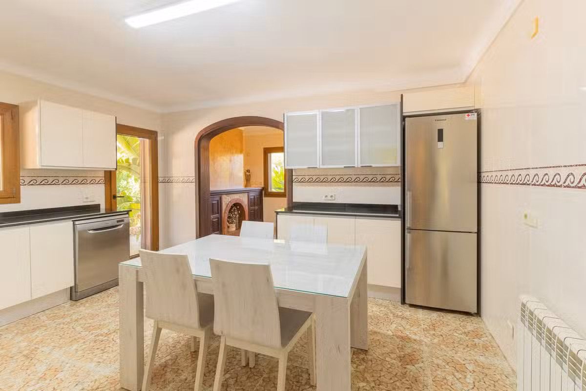 Villa Es Jardi kitchen