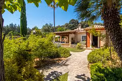 Villa Llenyater villa entrance