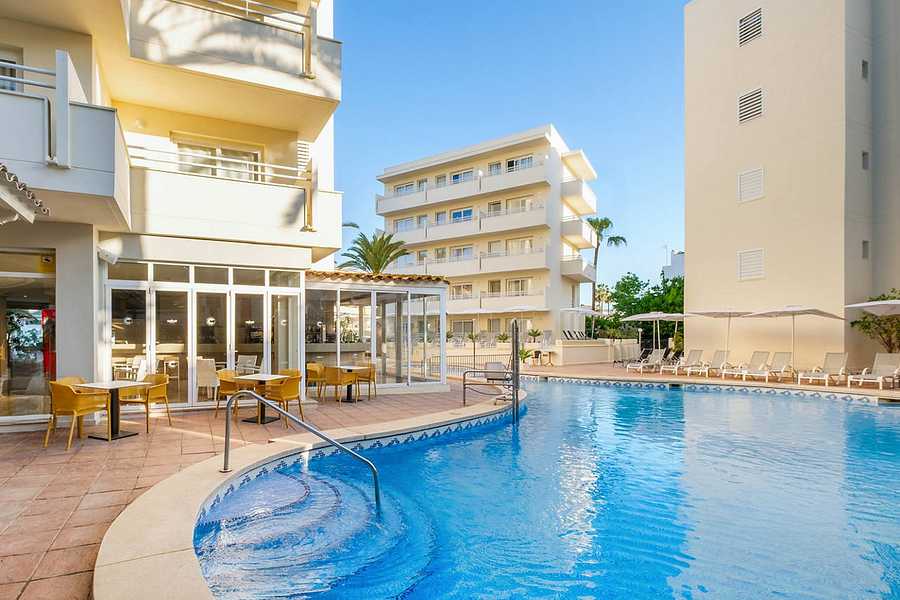 Cabot Cap De Mar, Balearics