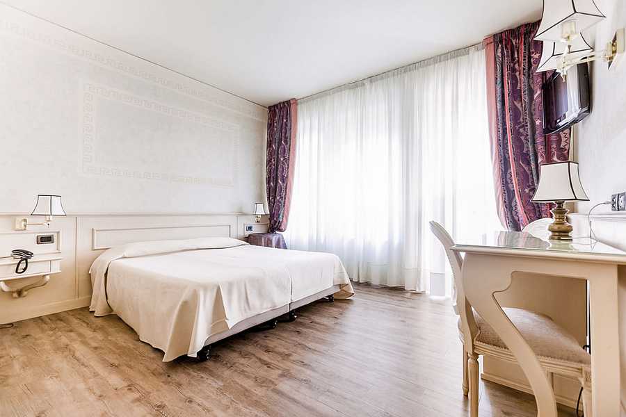 Hotel San Luca, Italy