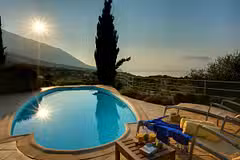 Villa Mataki Pool