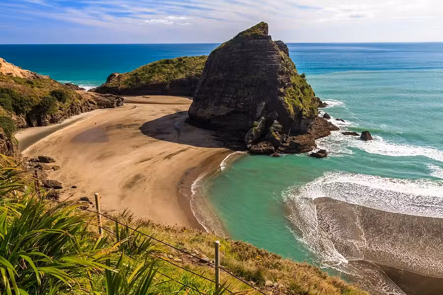 21 Nights,  New Zealand’s Islands, Geysers & Glaciers