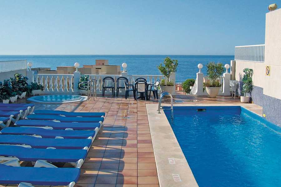 Avenida Hotel, Spain