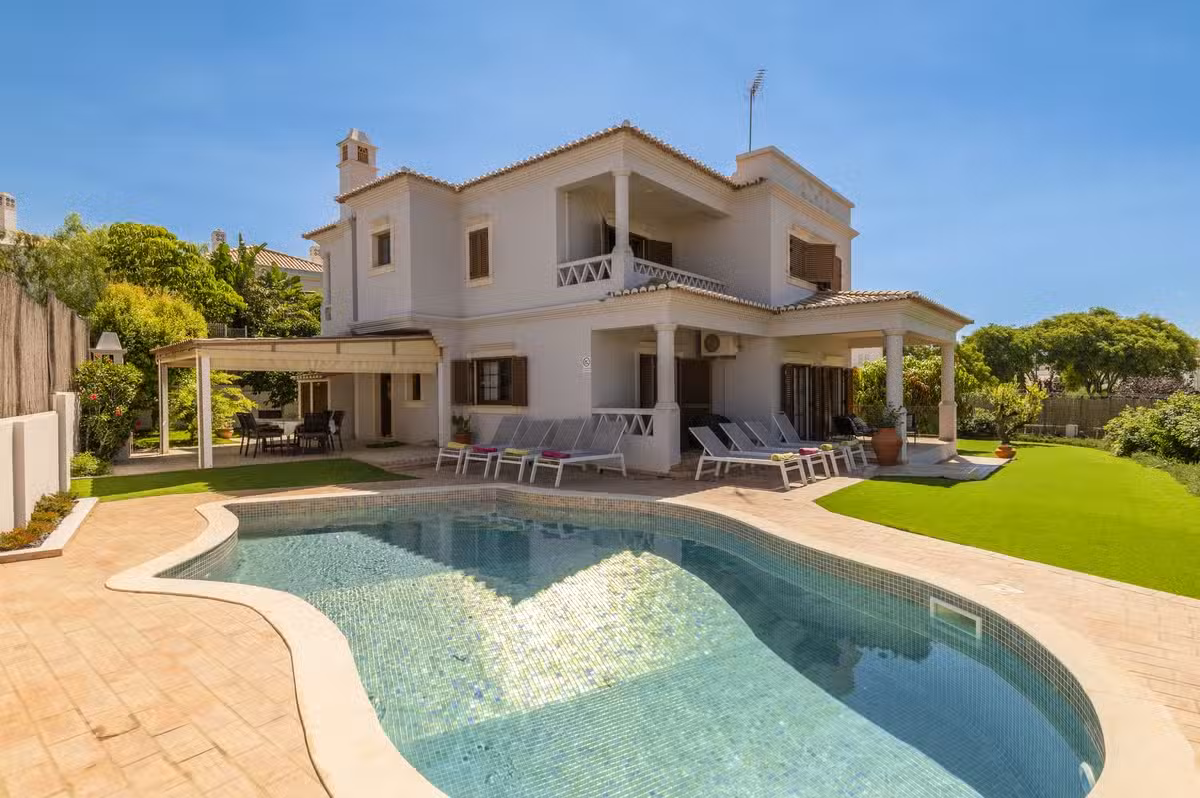 Villa Mangas