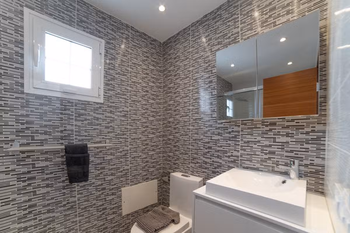 Villa Sirena Bathroom