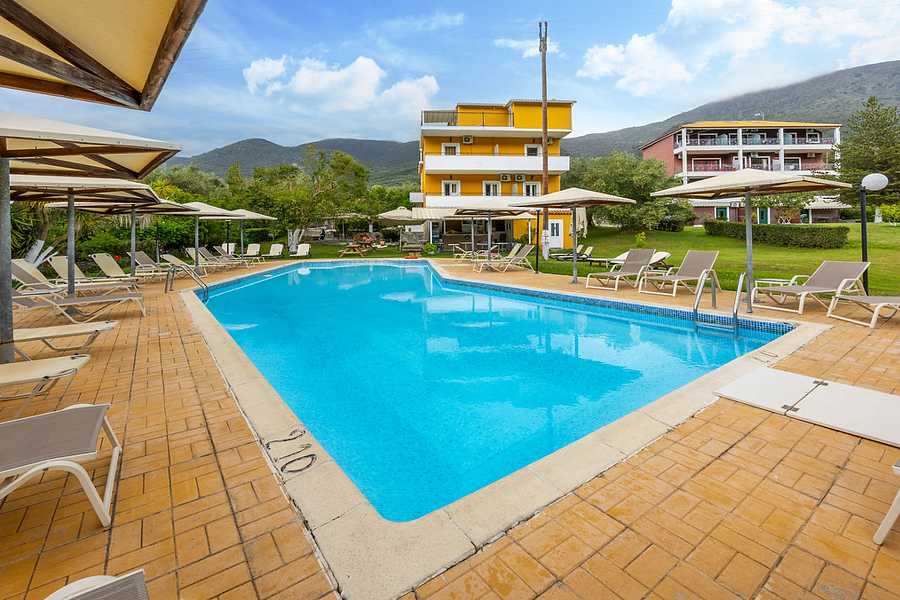 Aristidis Garden 1, Greece