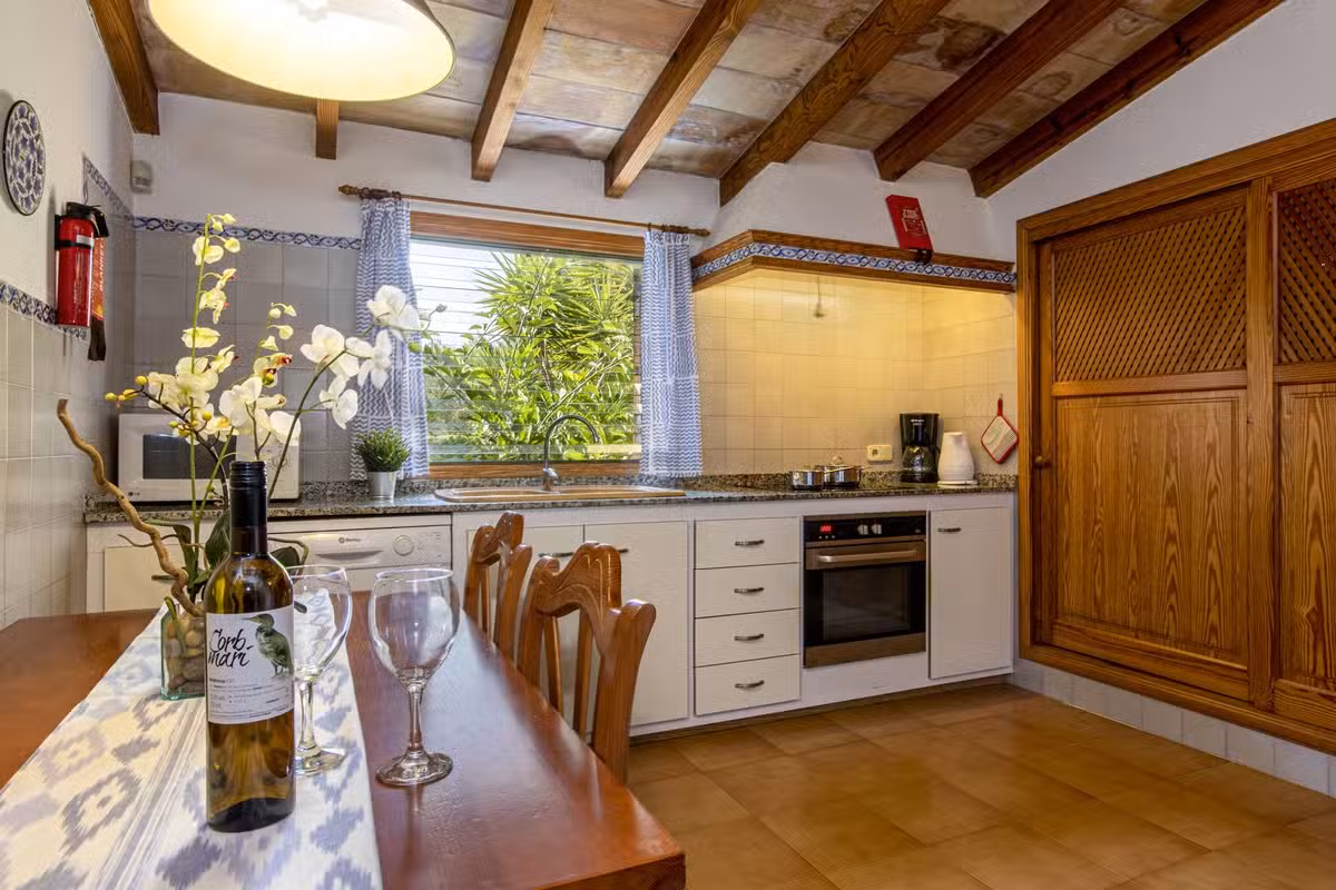 Villa Segui Petit Kitchen