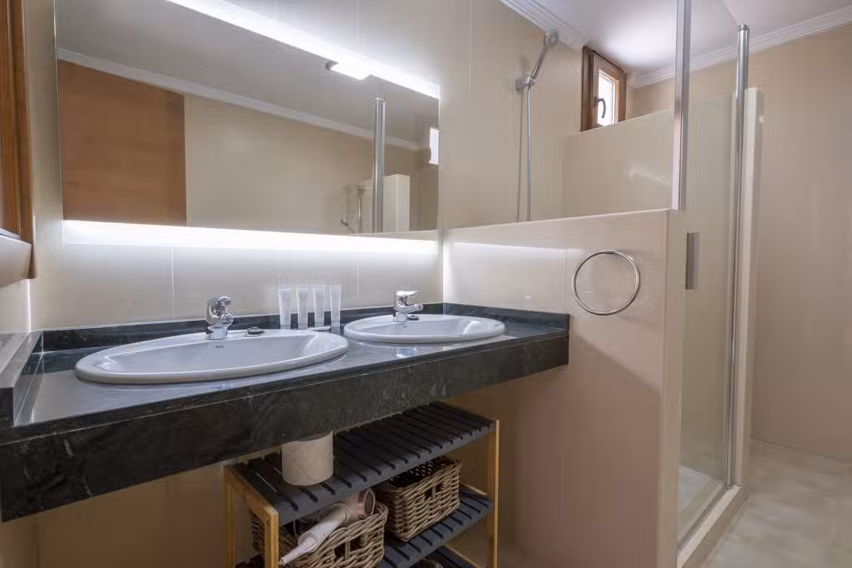 Villa Bethany Bathroom