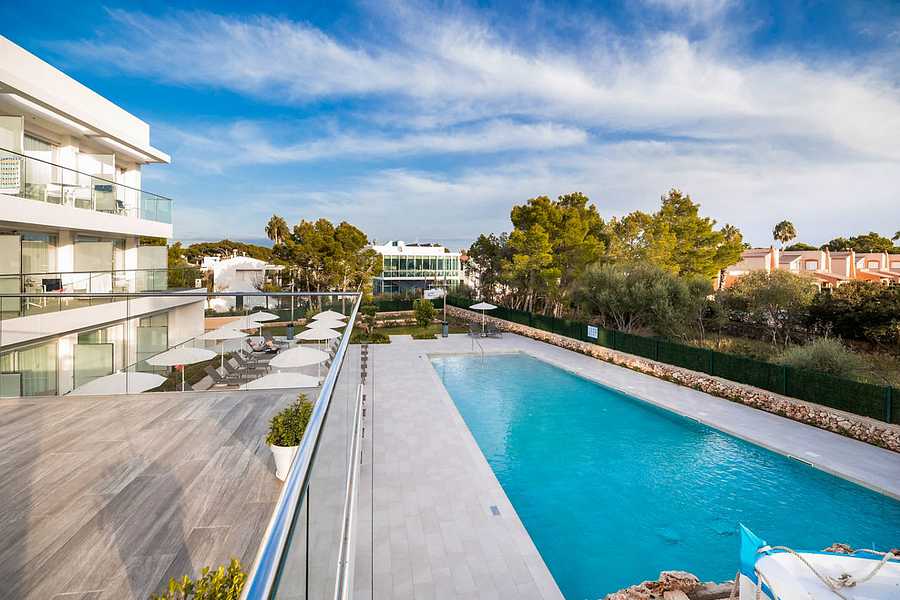 Petit Sagitario, Balearics