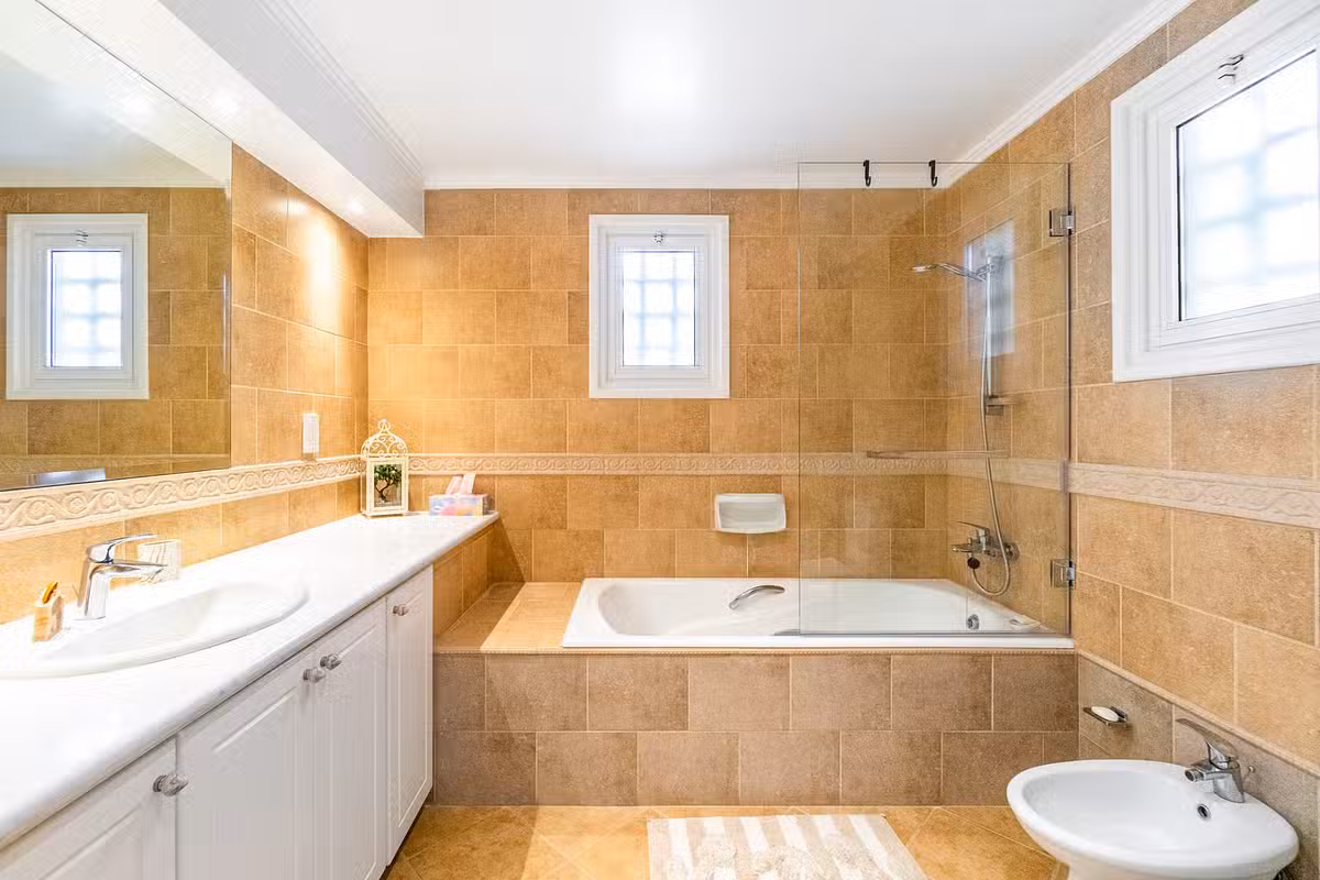 Villa Aris Bathroom