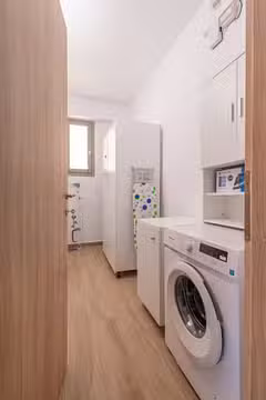 Villa Esperos utility