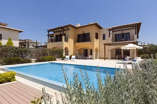Villa Theia villa and pool
