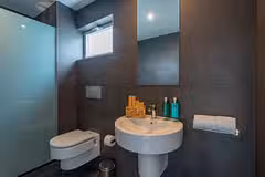 Hoopoe Villas - Royal Deluxe 2 3 bed bathroom