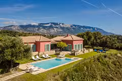 Villa Oxopetra