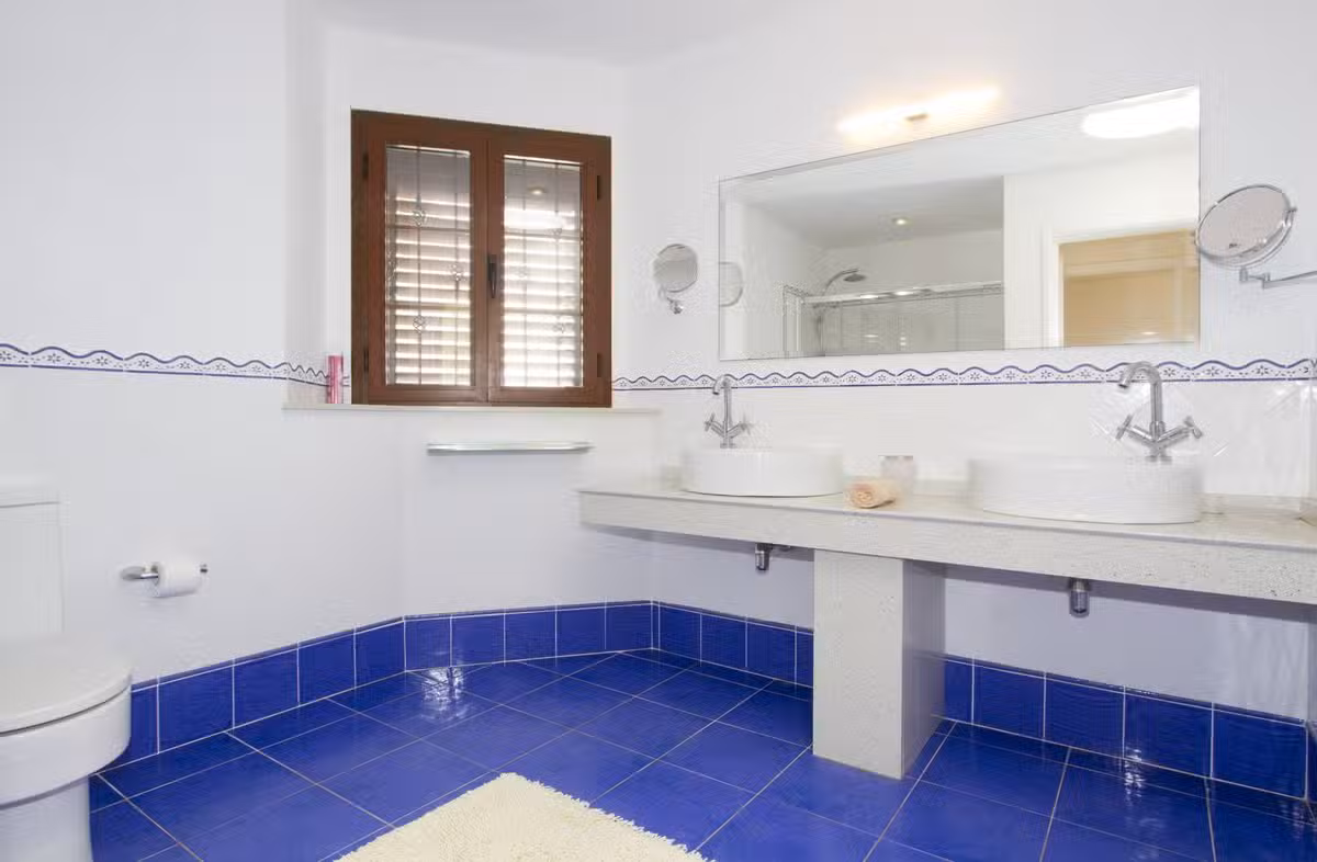 Villa Los Alisios Bathroom