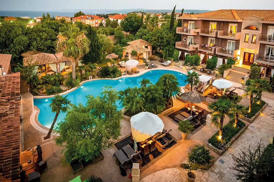 Achtis Hotel, Greece