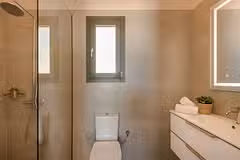 Villa Sciron Bathroom