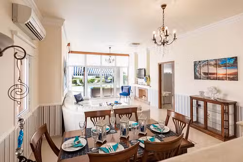 Villa Tequila Sunrise Dining Room