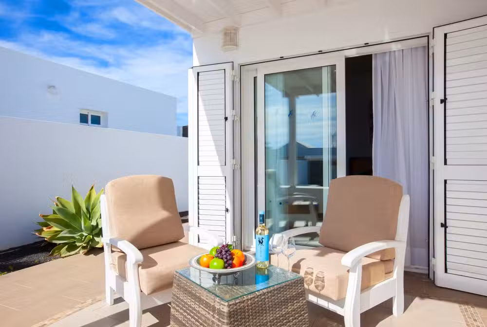 Captains Retreat terrace