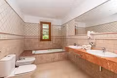 Vall den Marc Bathroom