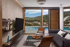 Palazzo Villa lounge and TV