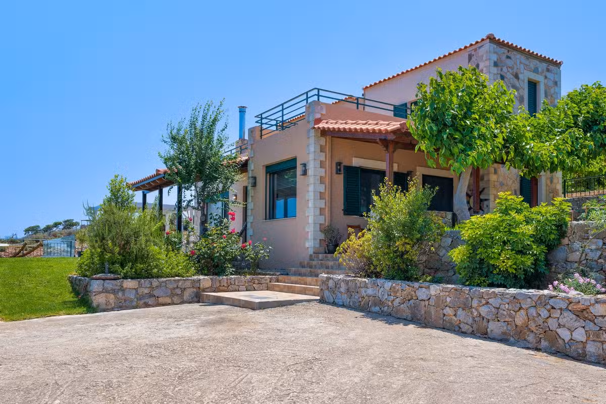 Villa Eagles