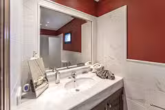 Villa Mavalosa Bathroom