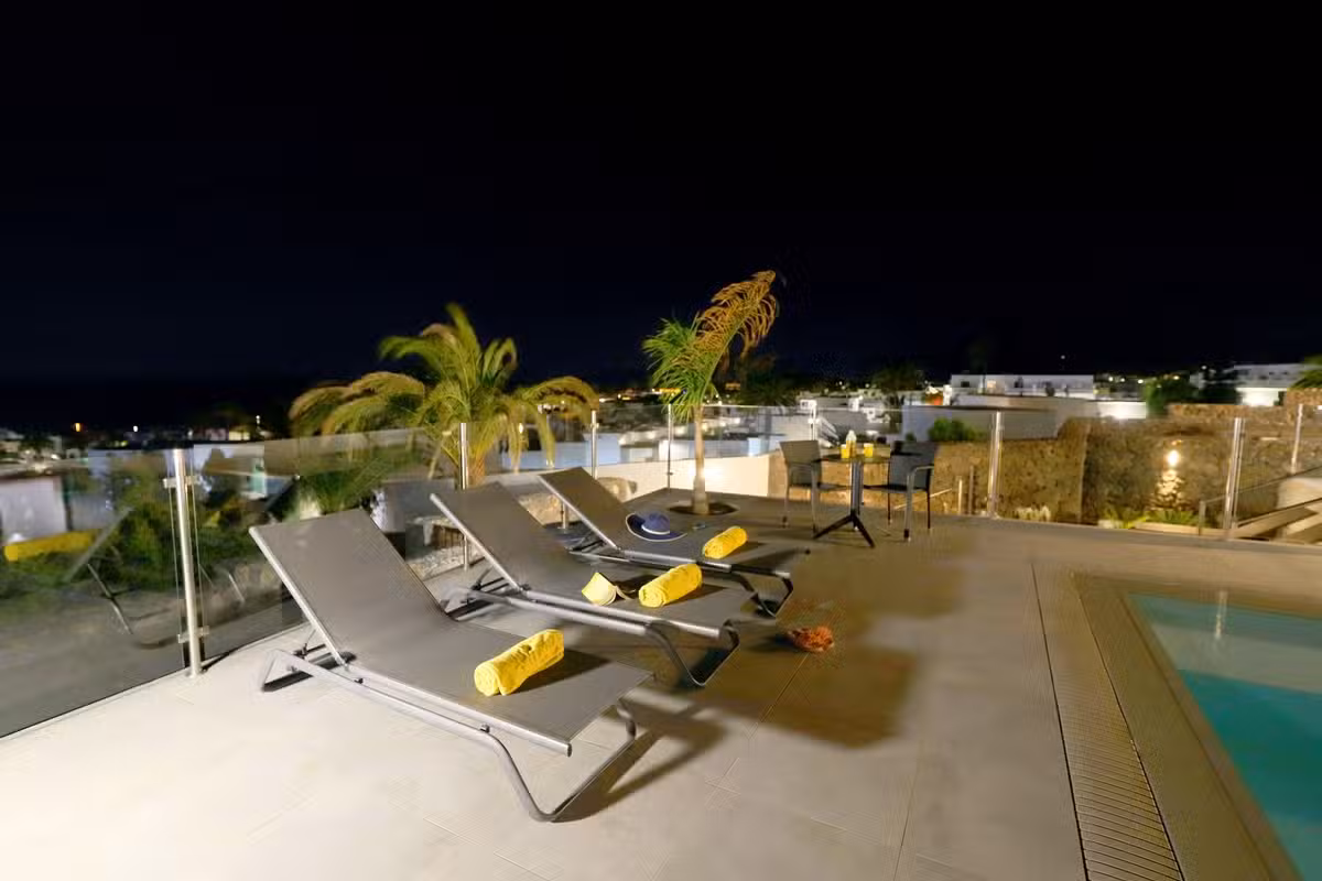 Villa Causel sun beds