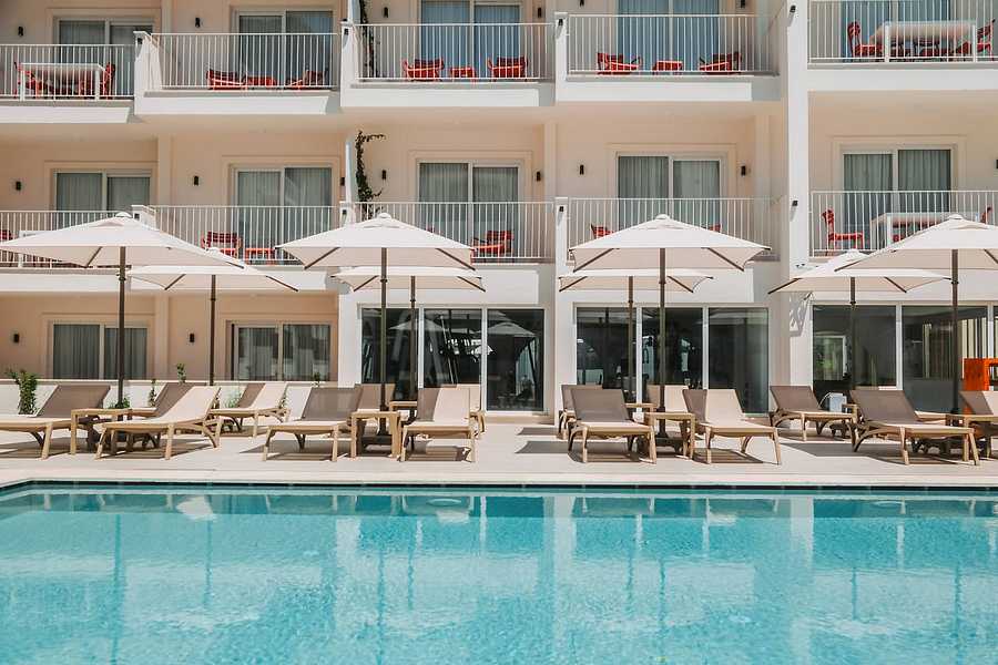 Diplomat Suites, Turkey