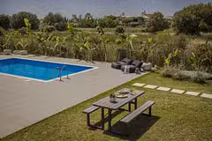 Ai Helis Summer House