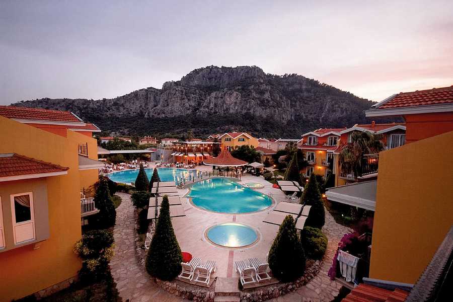 Club Alla Turca, Turkey
