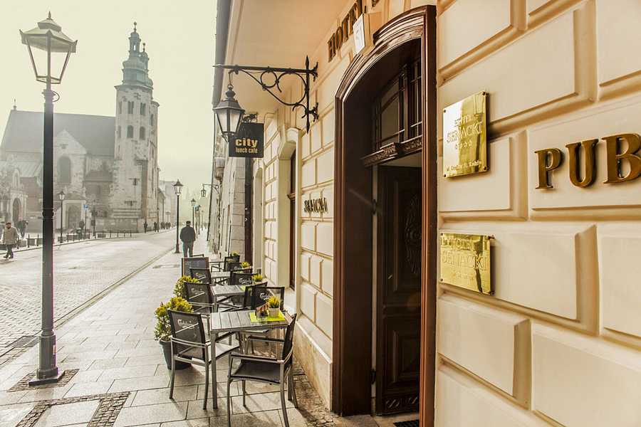Hotel Senacki, Poland