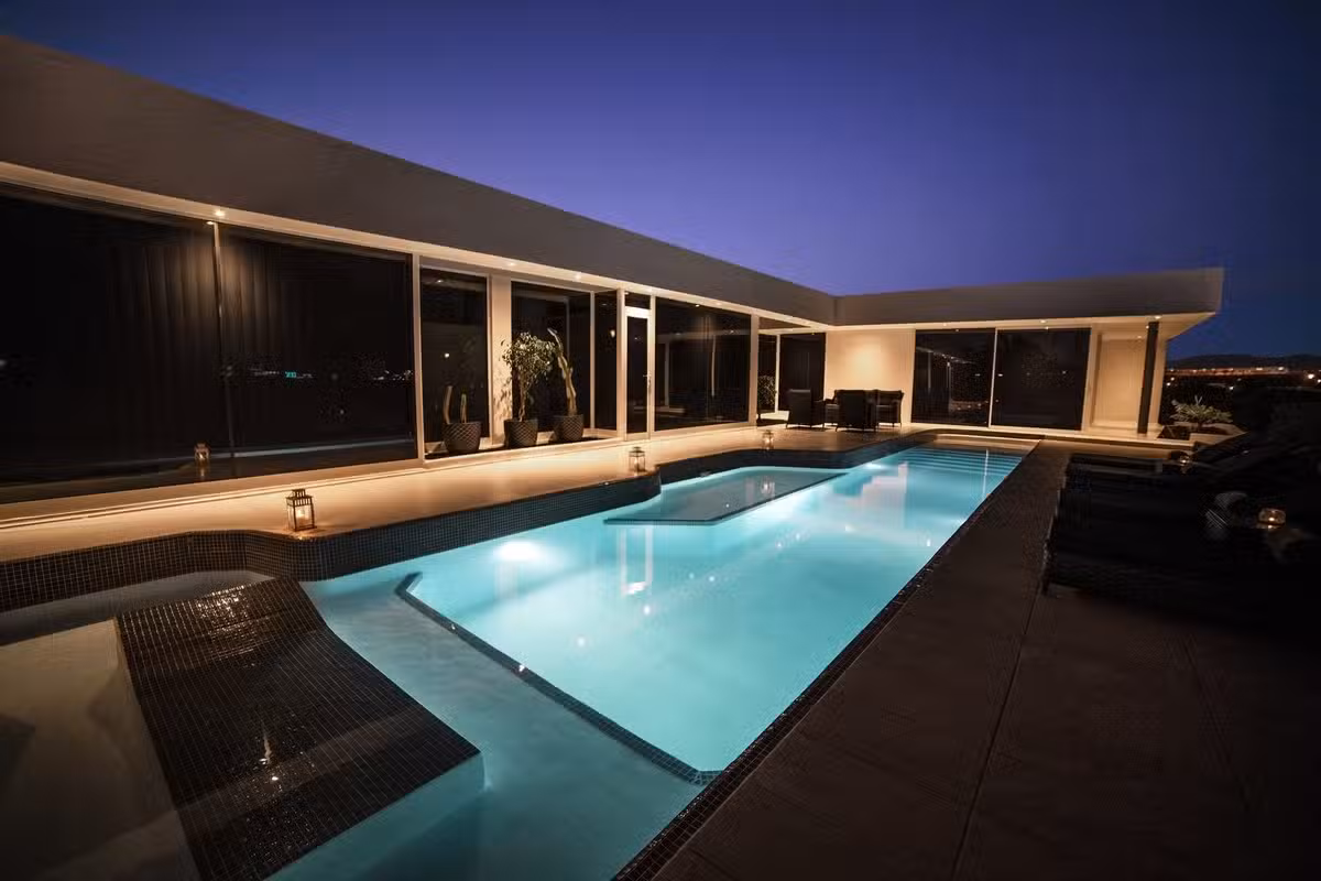 Villa Valhalla Pool by night