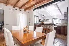 Villa Llenyater dining area