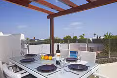 Villa Mirador Mojones outside dining area