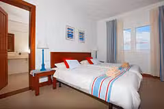Captains Retreat bedroom