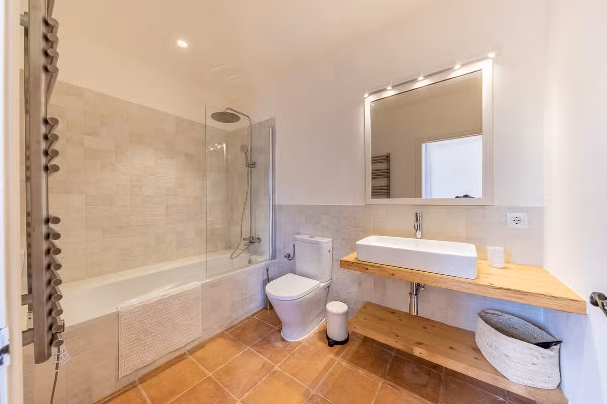 Villa Cala Bathroom