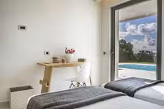 Villa Juliet Bedroom