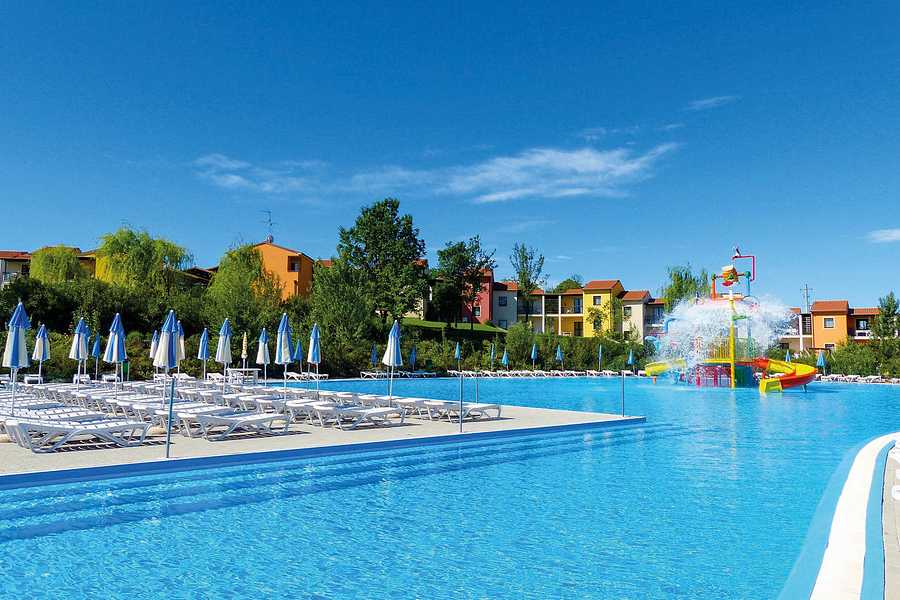 Belvedere Village Apartments, Italy