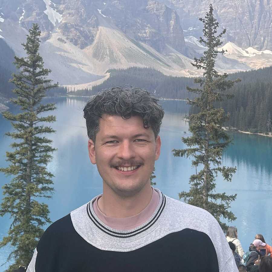 Canada Expert Sean