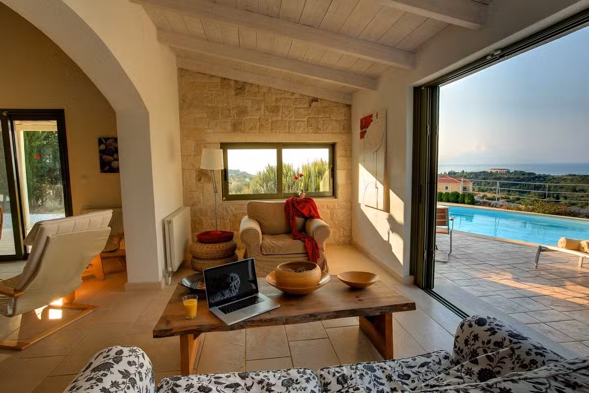 Villa Mataki Seating