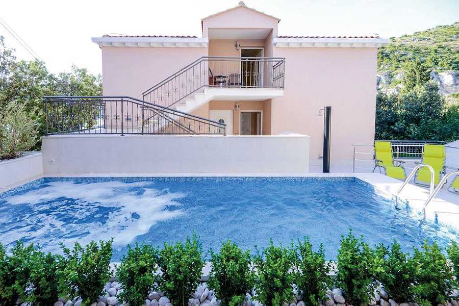 Villa Lanterna, Croatia